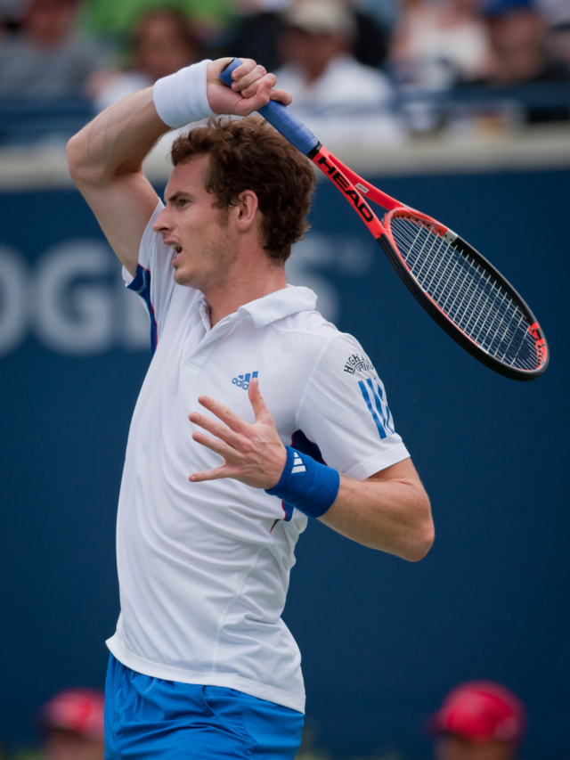 After losing to Fabio Fognini, Andy Murray exits Italian Open.