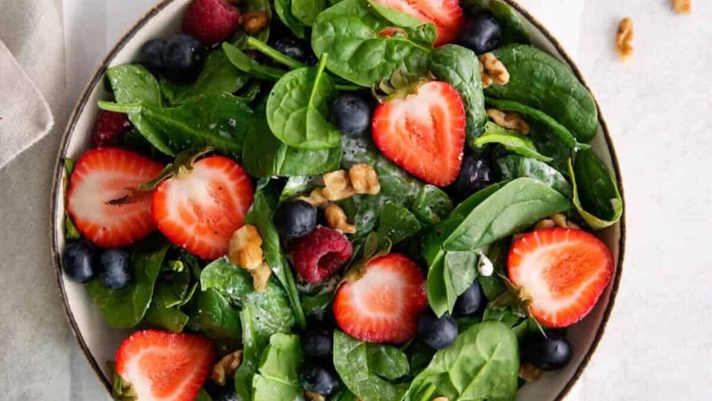 Berry Spinach Superfood Salad