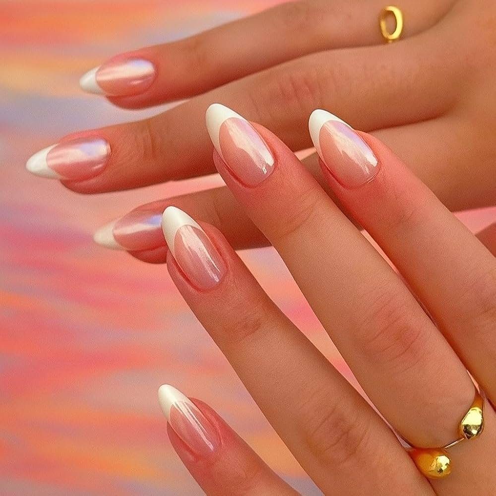 Pastel Plumeria Nails Are the Perfect Soft-Girl Summer Manicure