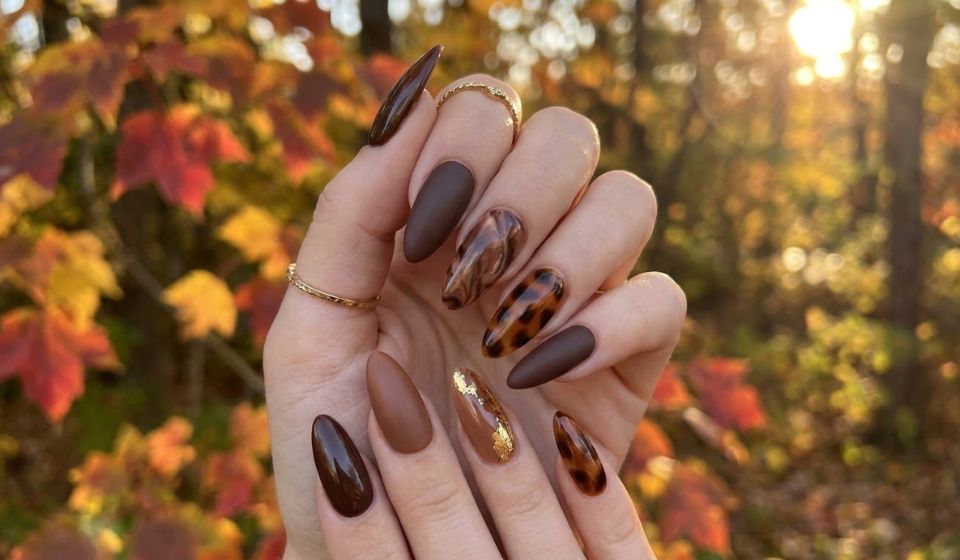 Top 15 Brown Fall Nails Ideas for a Chic and Cozy Autumn Look