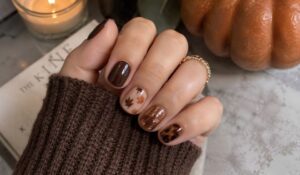 Want Short Fall Nail Ideas for Your Cozy Girl Era?